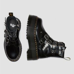 Dr. Martens Jadon Max hardware platform leather boots